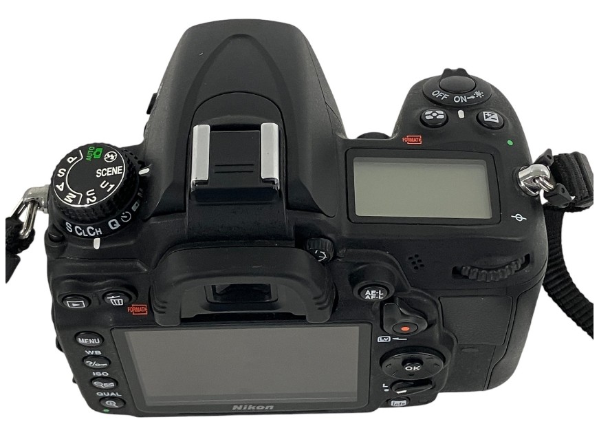 Nikon D7000 16.2MP DSLR Camera w/ AF-S DX 18-105mm f/3.5-5.6G ED